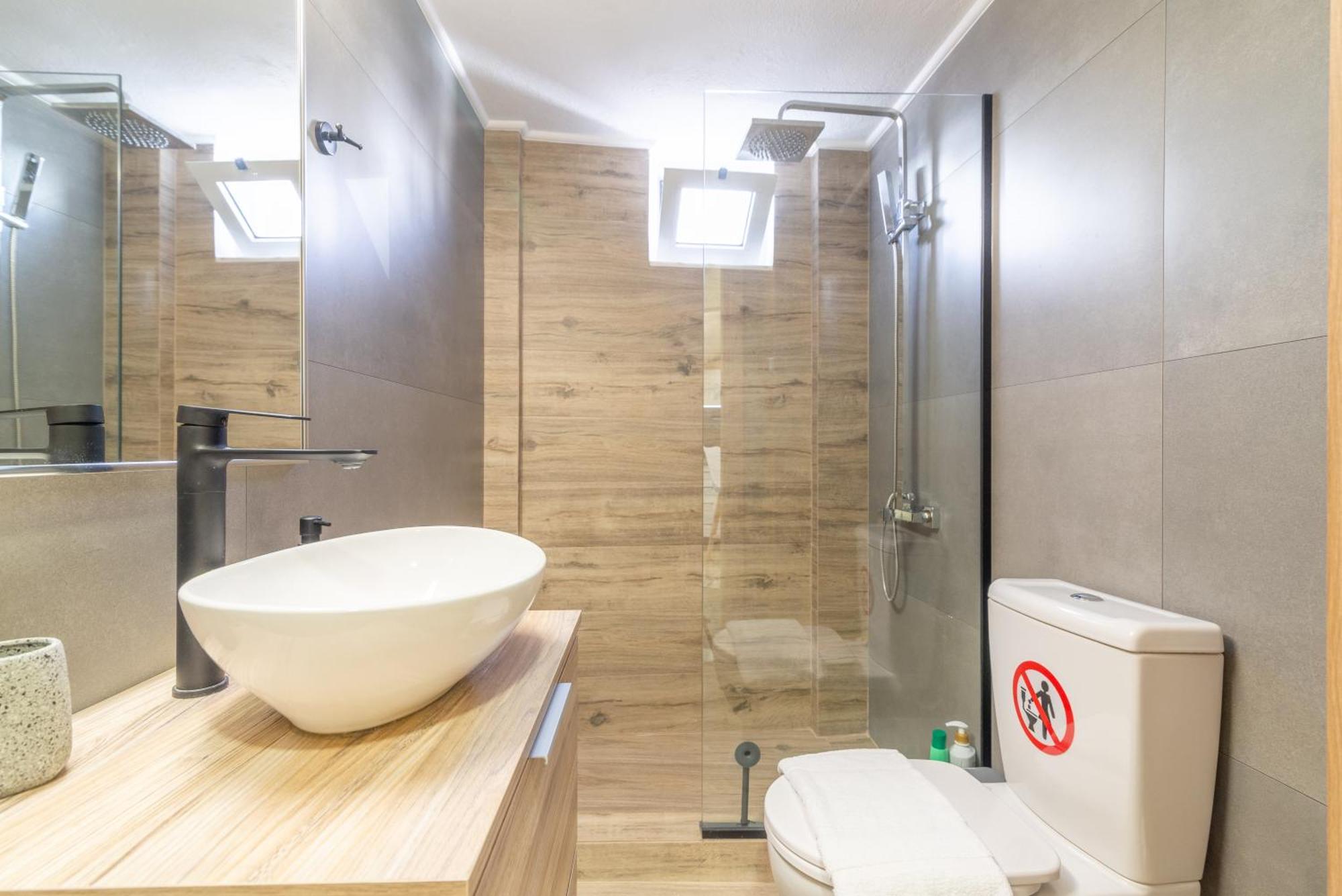 New Renovated Apt In City Center Heraklion  Exterior photo